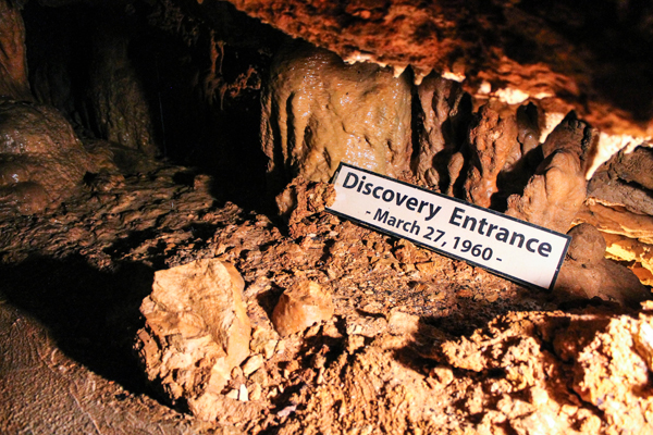 Natural Bridge Caverns