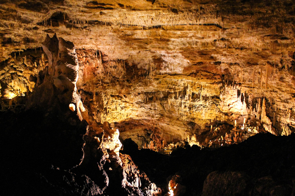 Natural Bridge Caverns